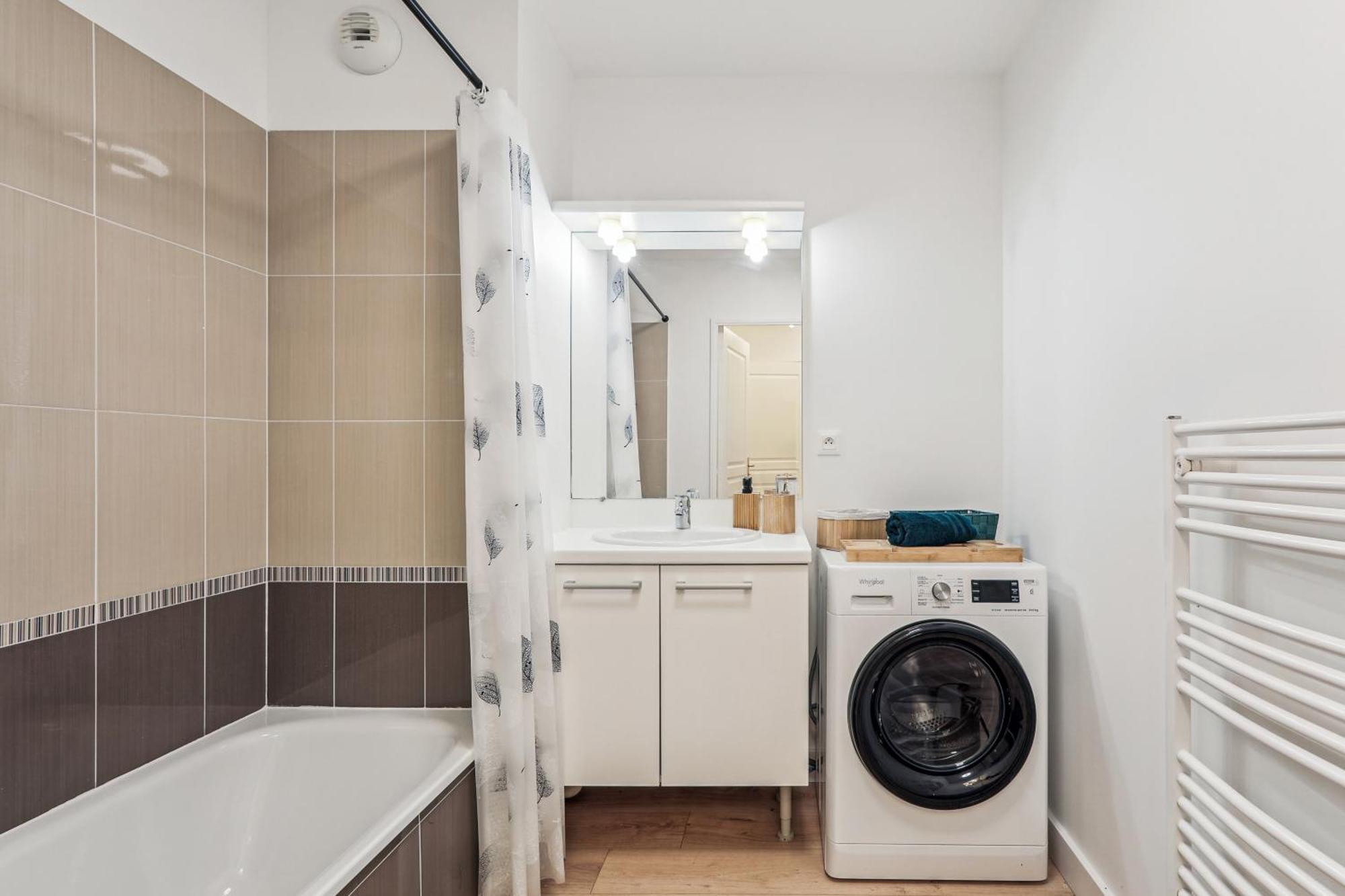 Comfort And Tranquility Near Lyon And Groupama Stadium, 4 Personnes Meyzieu Buitenkant foto